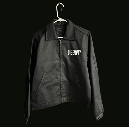 Die Empty jackets